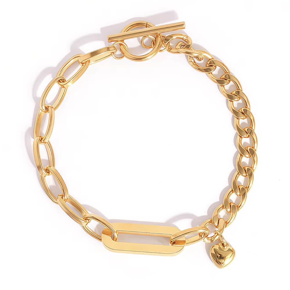 Armband med hjärthäng